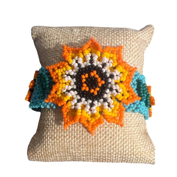Shakira Huichol Seed Bead Cuff Bracelet 3D Flowers Turquoise Orange 3 Sizes NWT - Picture 6 of 8